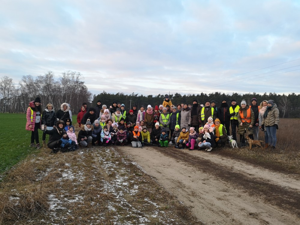 Zimowy spacer i ognisko w Żukach