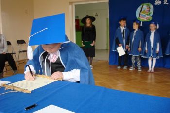 Ślubowanie klasy I w Szkole Podstawowej w Cisewie