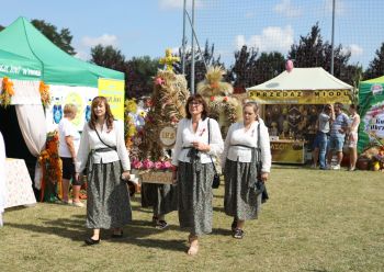 Do�ynki Gminno-Miejsko-Parafialne w Kowalach...