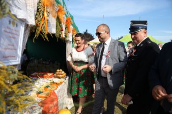 Do�ynki Gminno-Miejsko-Parafialne w Kowalach...