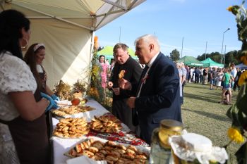 Do�ynki Gminno-Miejsko-Parafialne w Kowalach...